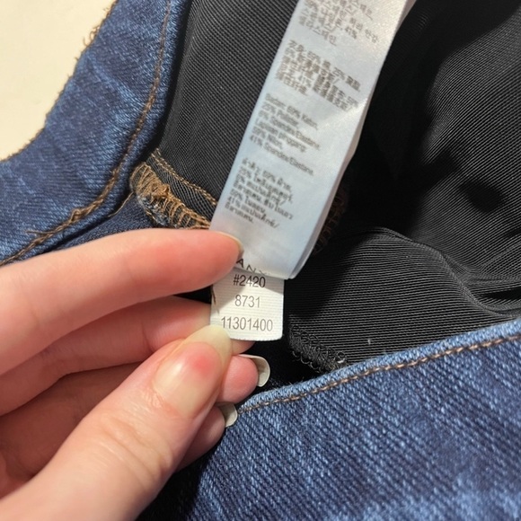 SPANX Ready To Wow Jeans Jeggings #2420 Indigo Rinse Size Small. - Picture 9 of 9